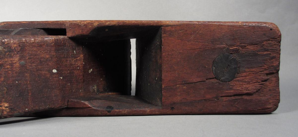 1957.0026.004 A-C Jack plane, throat detail