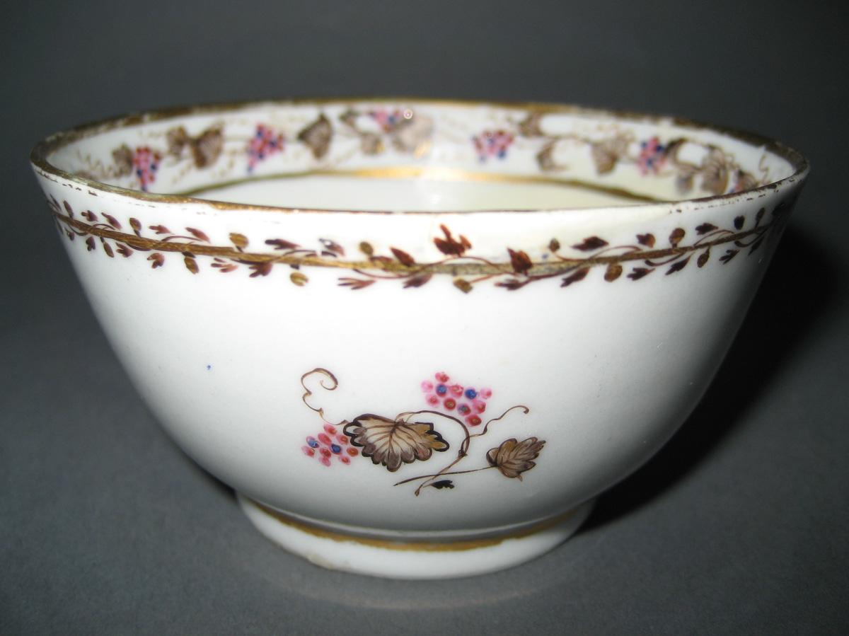 1966.0581.193 Teabowl view 2