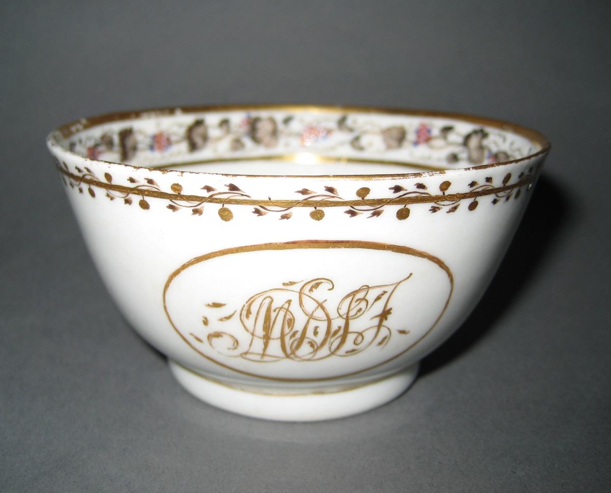 1966.0581.195 Teabowl