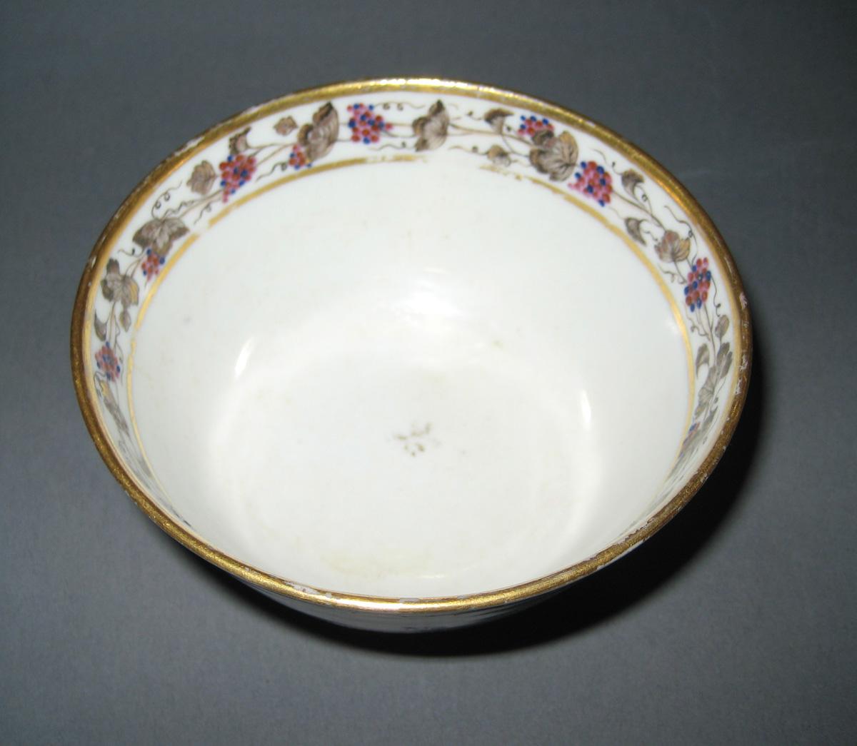 1966.0581.196 Teabowl top view