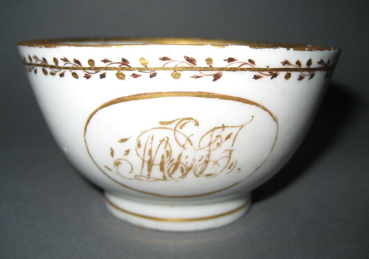 1966.0581.198 Teabowl, view 1