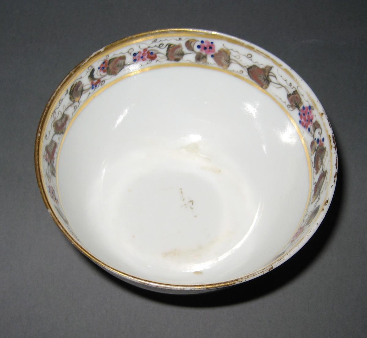 1966.0581.205 Teabowl top view