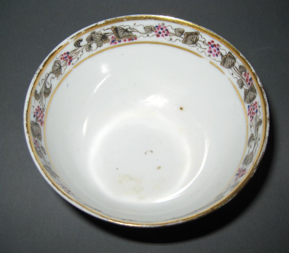 1966.0581.207 Teabowl top view