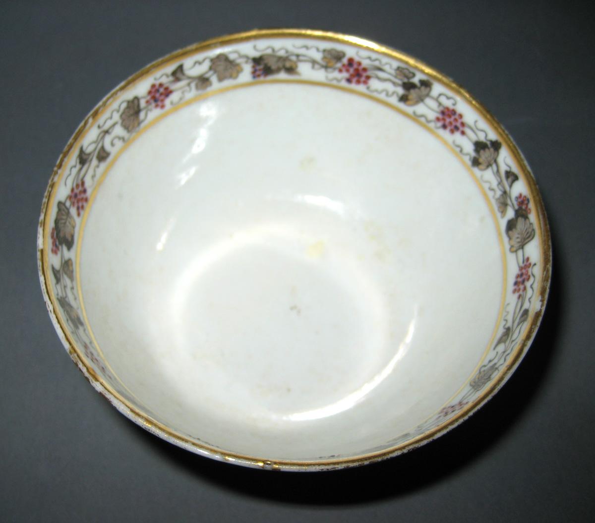 1966.0581.211 Teabowl top view