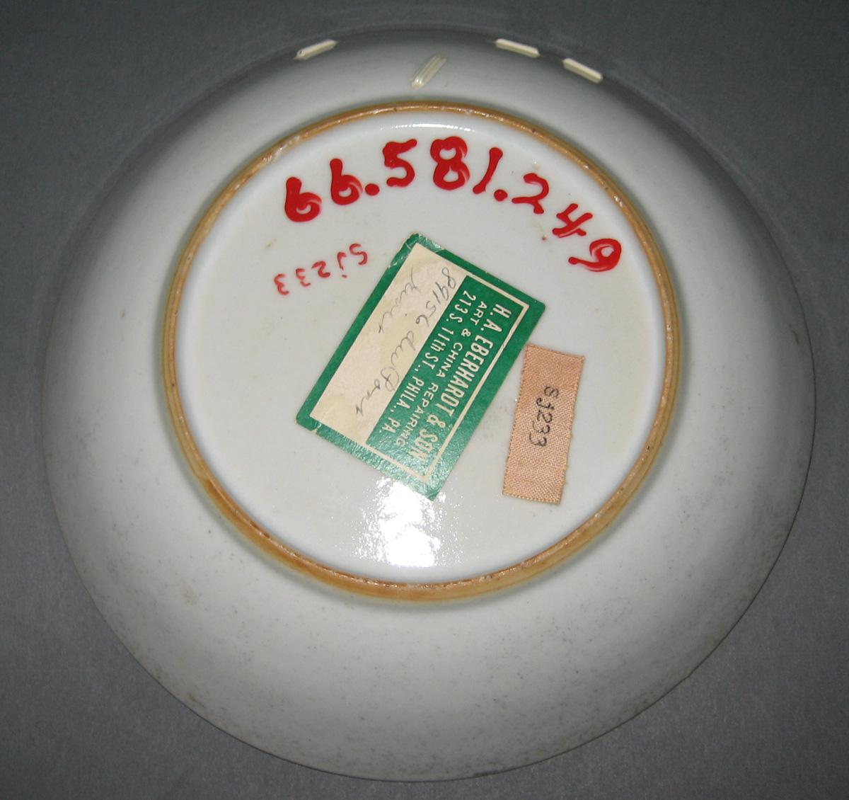 1966.0581.249 Porcelain Saucer underside