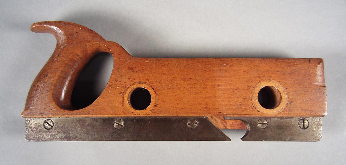 1957.0026.014 Plow plane, stock side 1