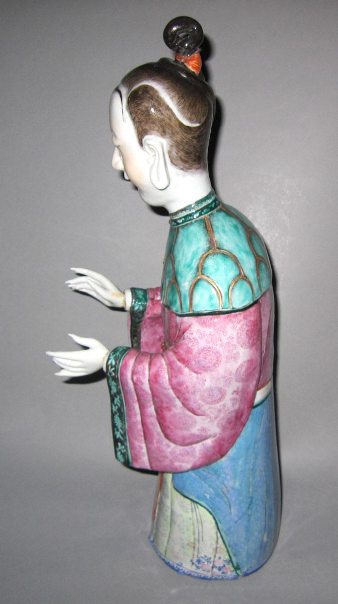 1966.0582 Porcelain figure face two