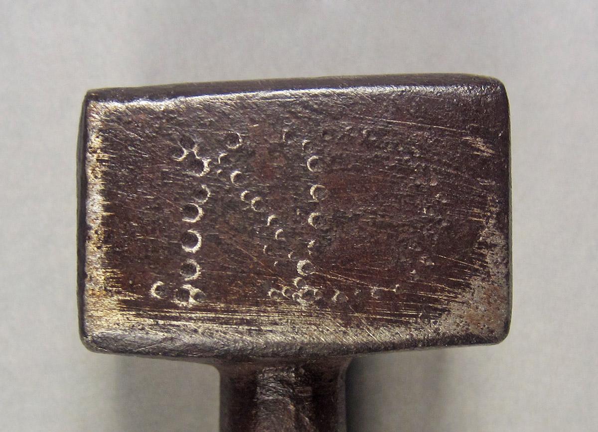 1957.0026.017, Brace, mark