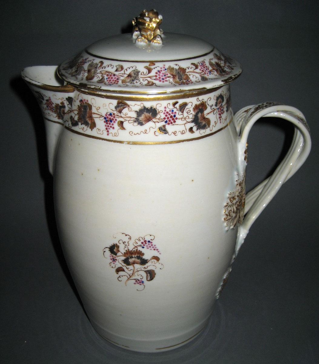 1966.0587.002 A, B Porcelain Covered Jug view 2