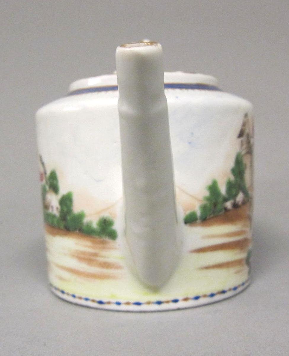 1966.0591.008 A,B Porcelain teapot spout