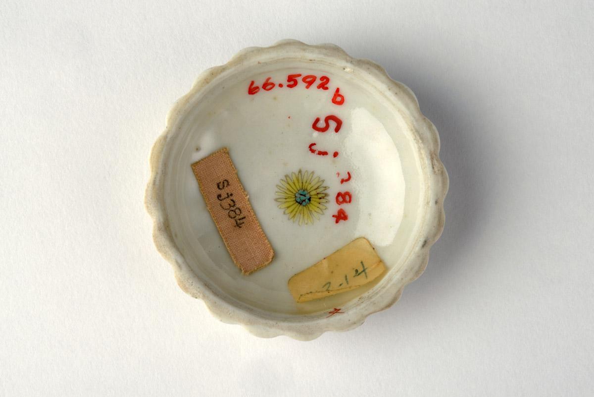 1966.0592 B Box, bottom, view 2
