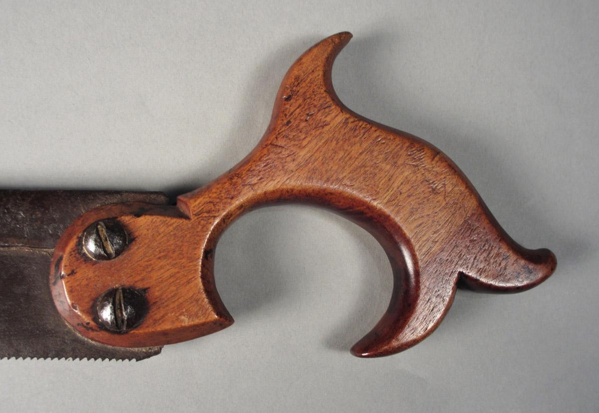 1957.0026.023 Dovetail saw, handle side 1