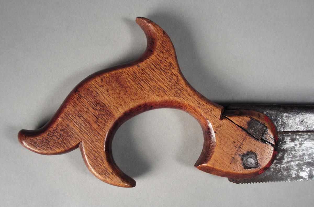 1957.0026.023 Dovetail saw, handle side 2