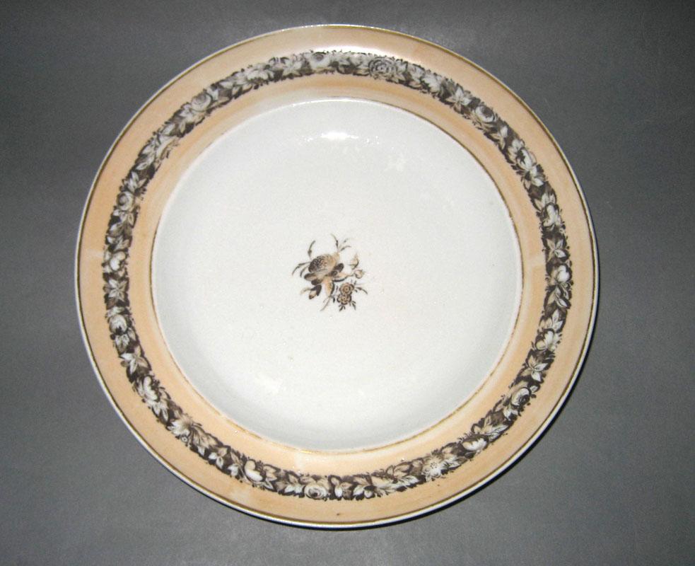 1966.0593.037 Plate or bowl