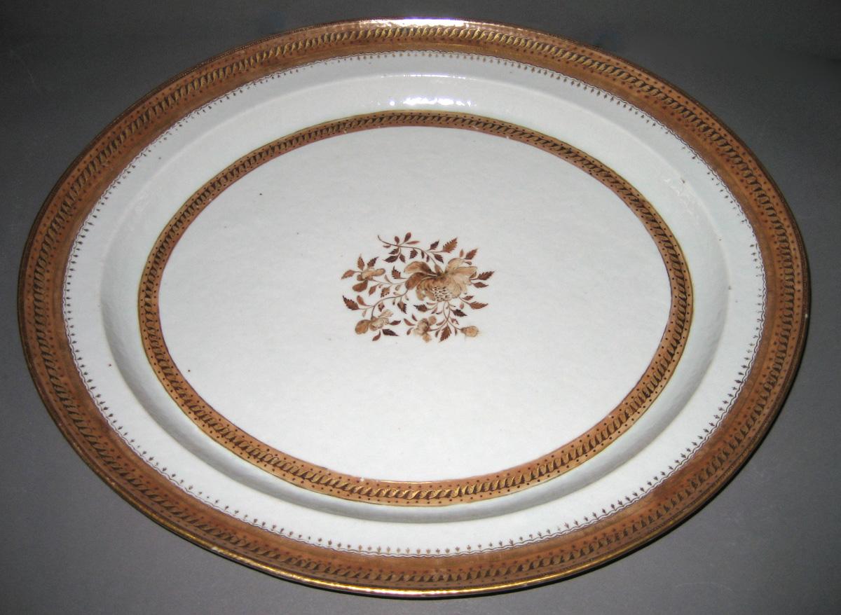 1966.0594 Porcelain Platter