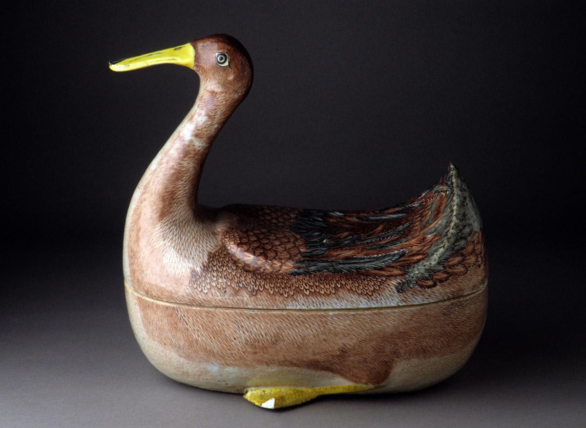 1966.0595 A, B Tureen, view 2