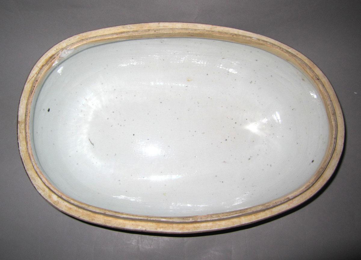 1966.0595 A Porcelain goose tureen top
