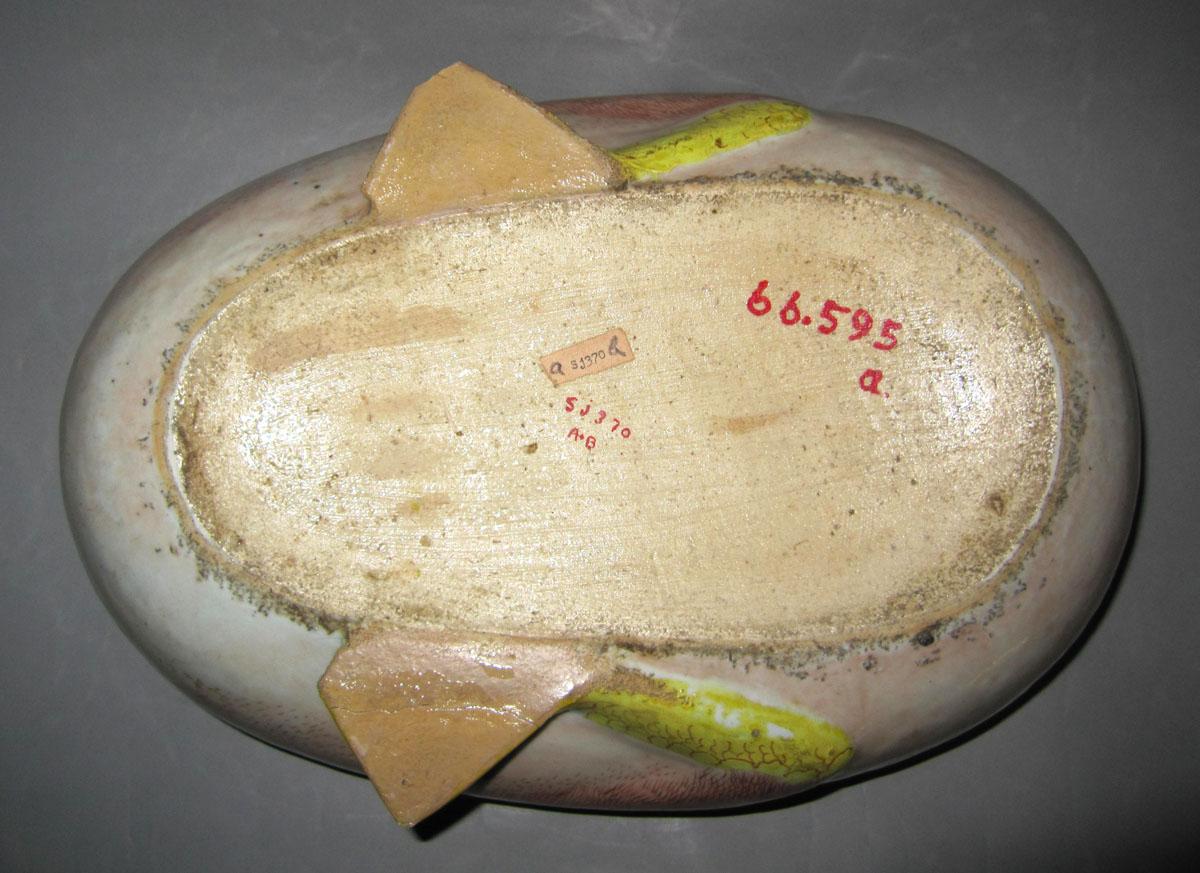 1966.0595 A Porcelain goose tureen underside