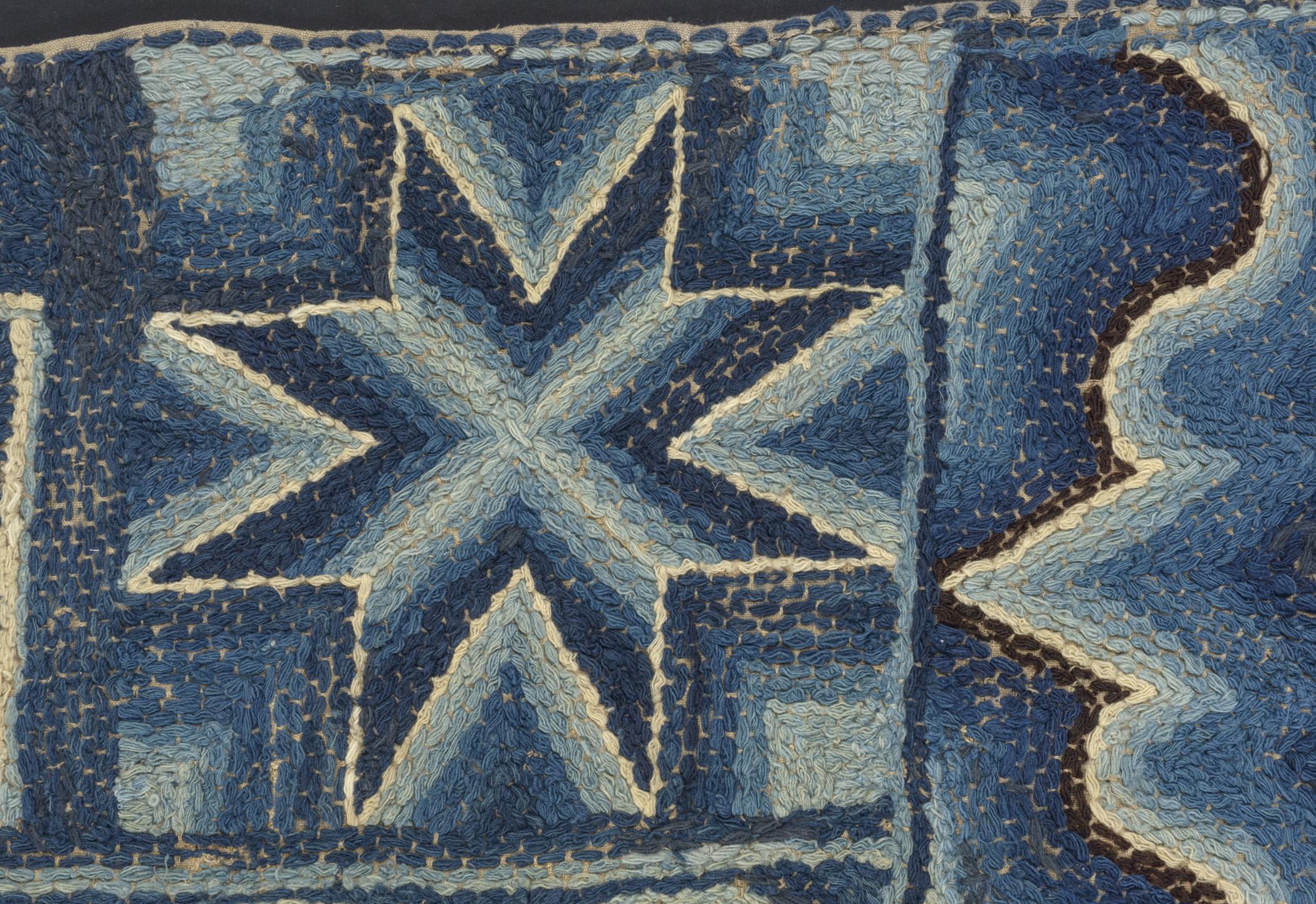 1966.0604 Bedcover, detail 2