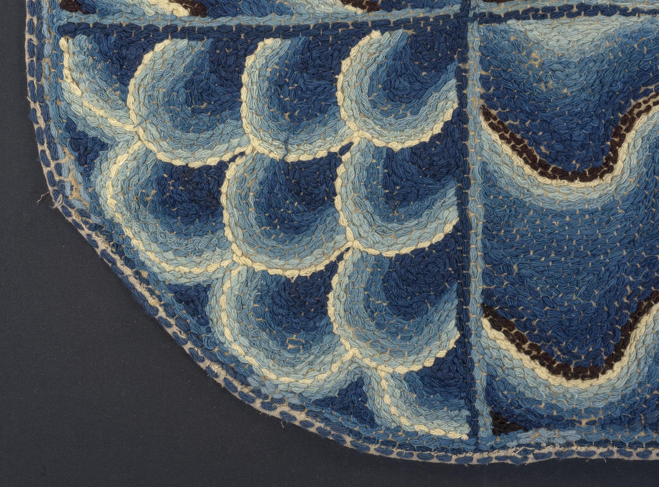 1966.0604 Bedcover, detail 4