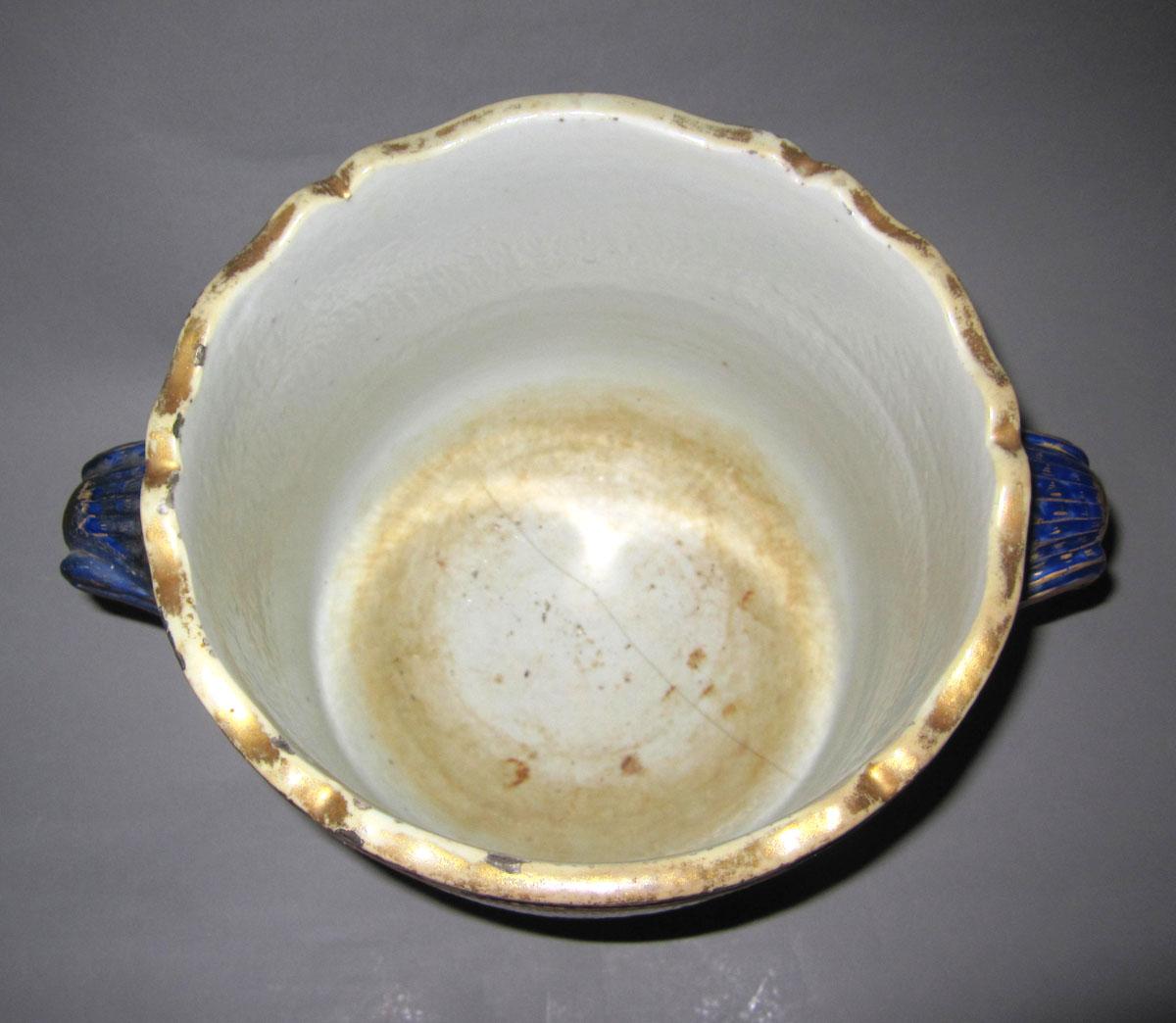 1966.0607.002 Porcelain wine cooler top