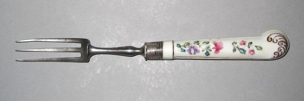 1966.0608.007 Porcelain-handled fork