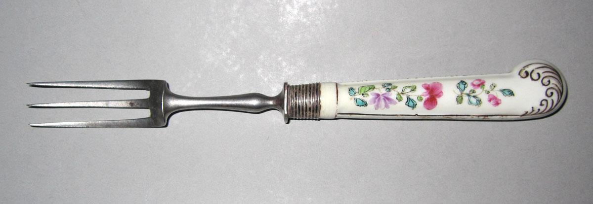 1966.0608.009 Porcelain-handled fork