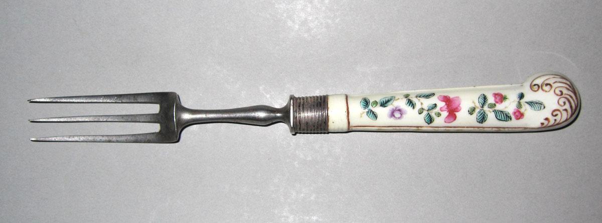 1966.0608.010 Porcelain-handled fork