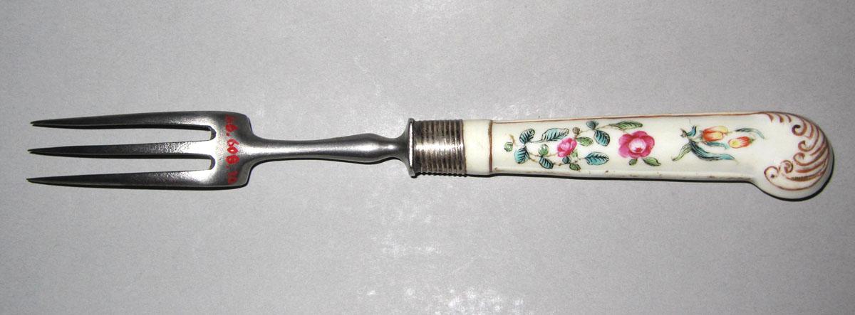 1966.0608.010 Porcelain-handled fork view 2