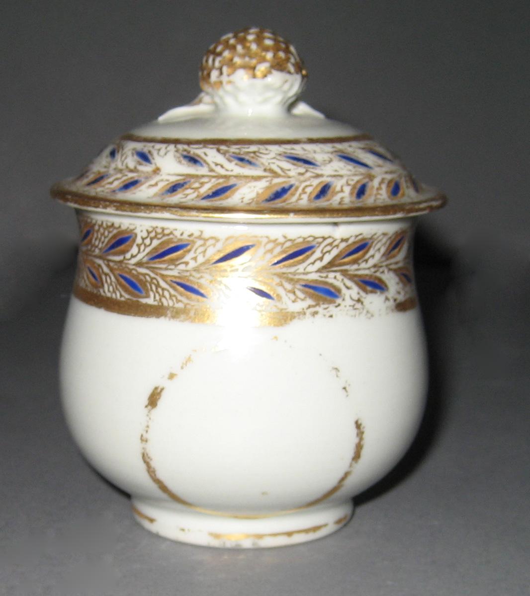 1966.0610.030 A, B Porcelain Pot de creme front