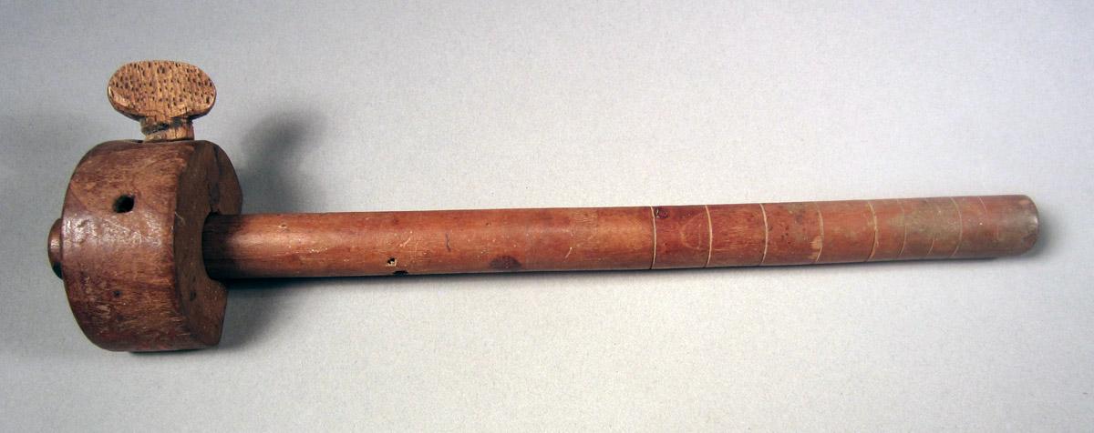 1957.0026.031 A-B Marking gauge, View 2