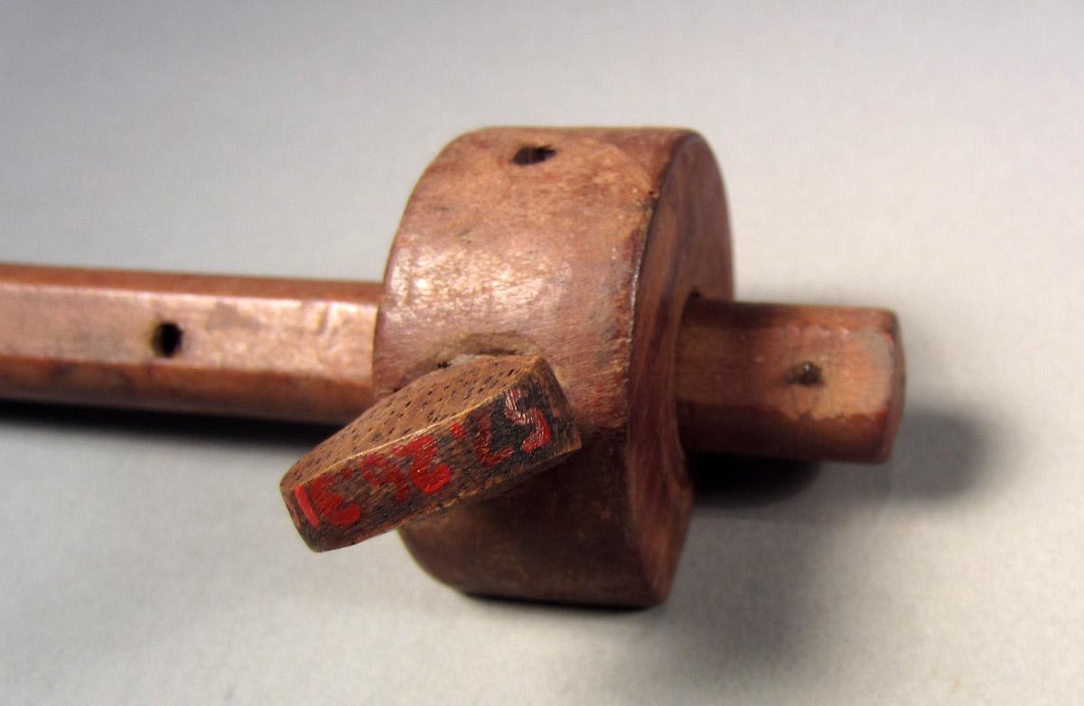 1957.0026.031 A-B Marking gauge, View 3