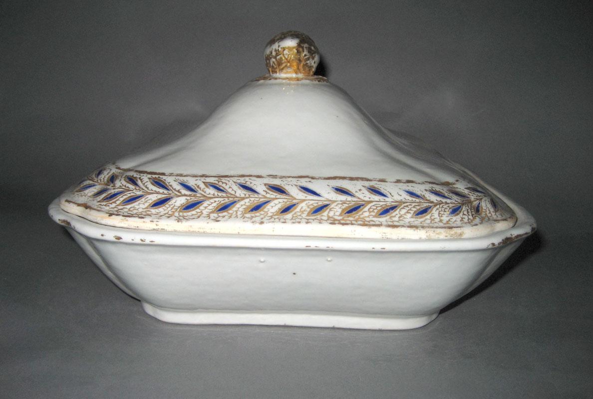 1966.0610.041 Dish opposite side