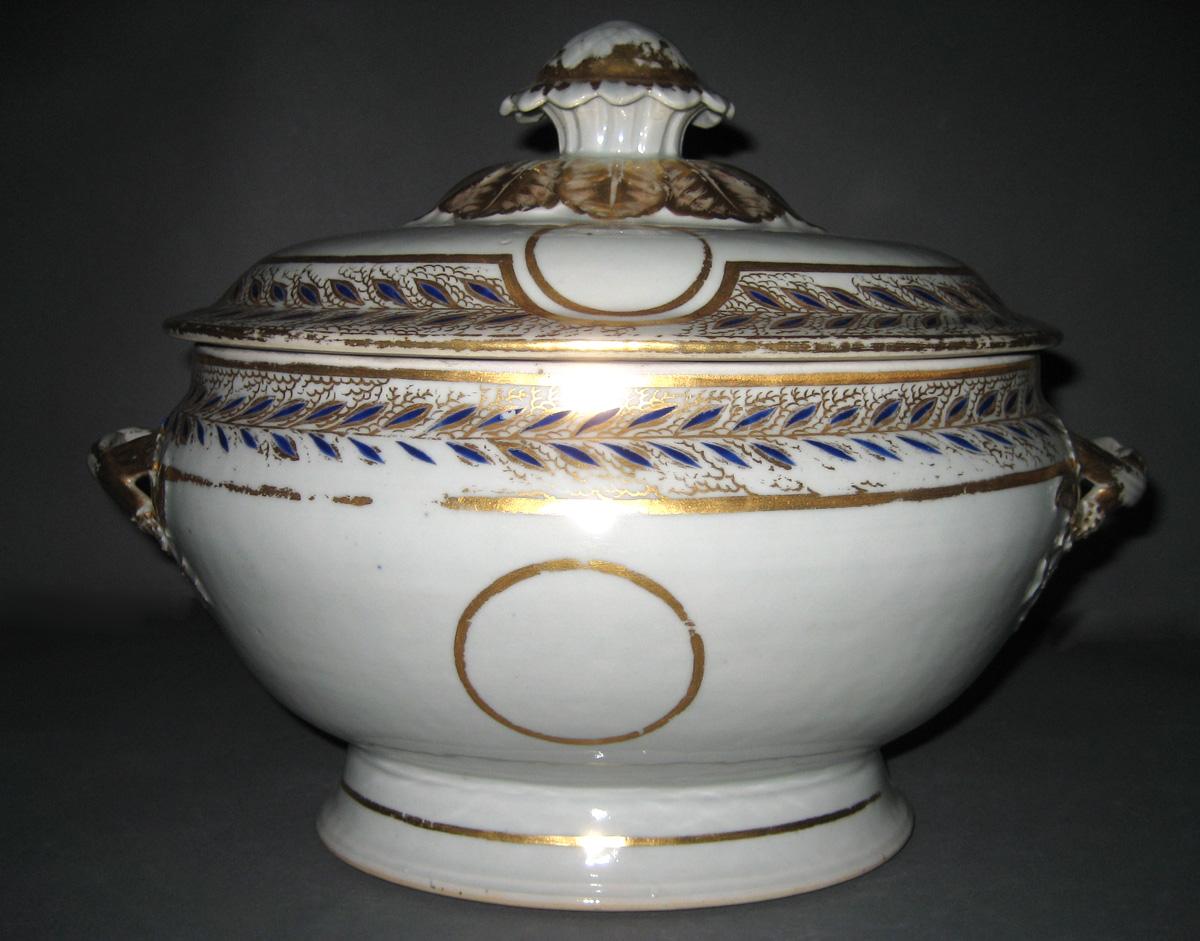 1966.0610.044 A, B Porcelain Tureen
