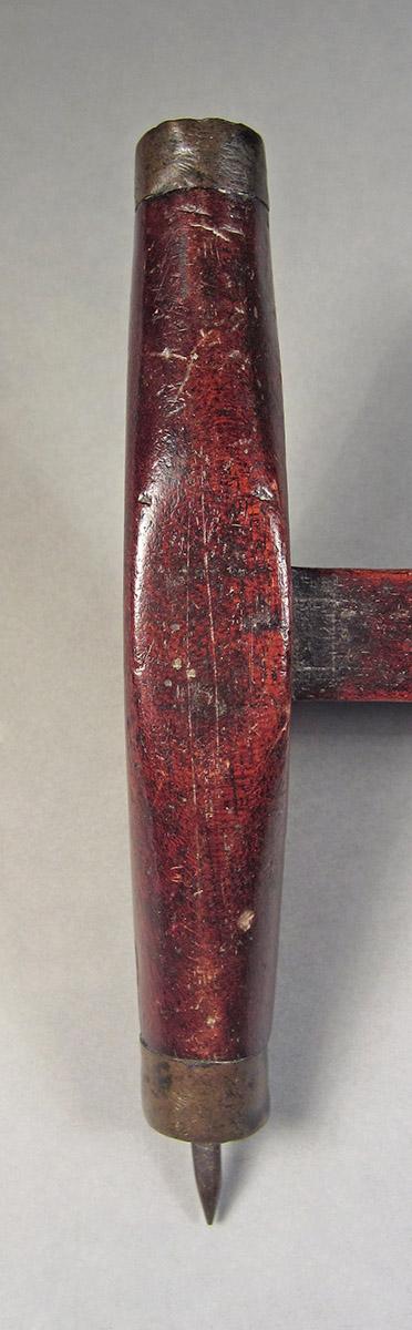 1957.0026.033 A, Gauge, end side 1