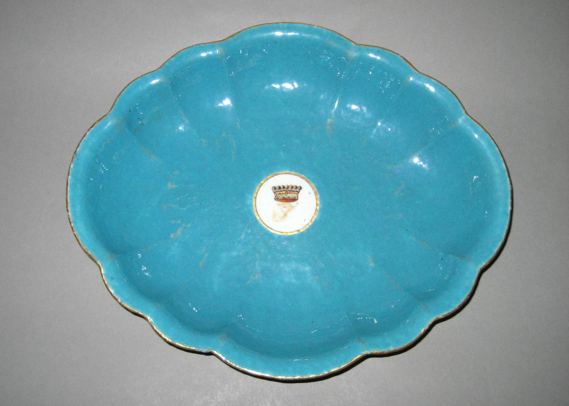 1966.0615.029 Dish