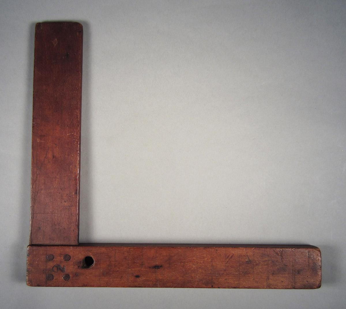 1957.0026.036 Square, side 1