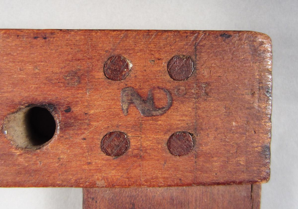 1957.0026.036 Square, joint detail