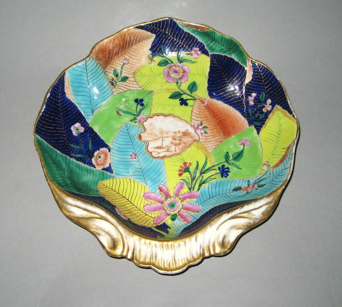 1966.0616.011 Porcelain dish