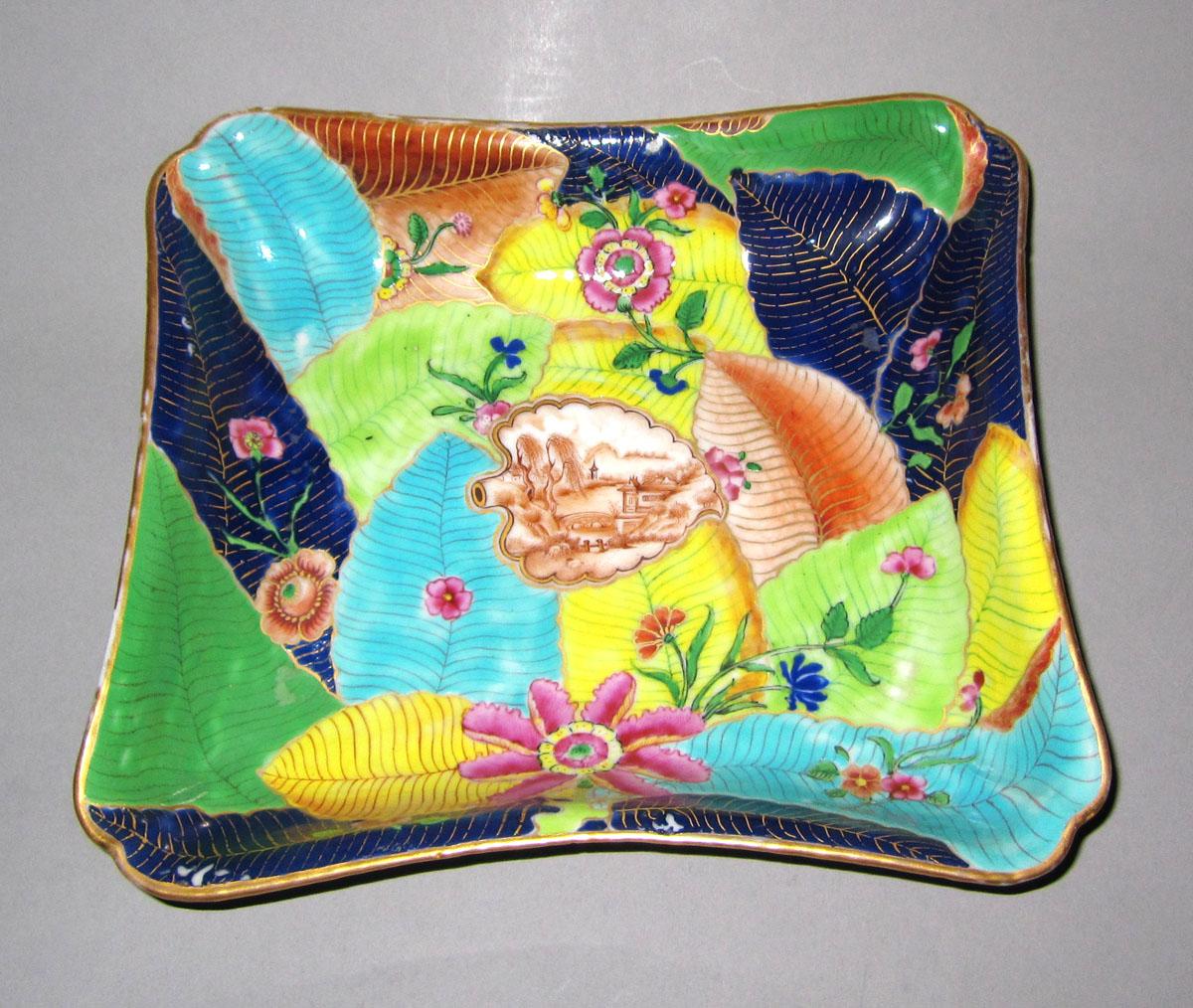 1966.0616.014 Porcelain Dish