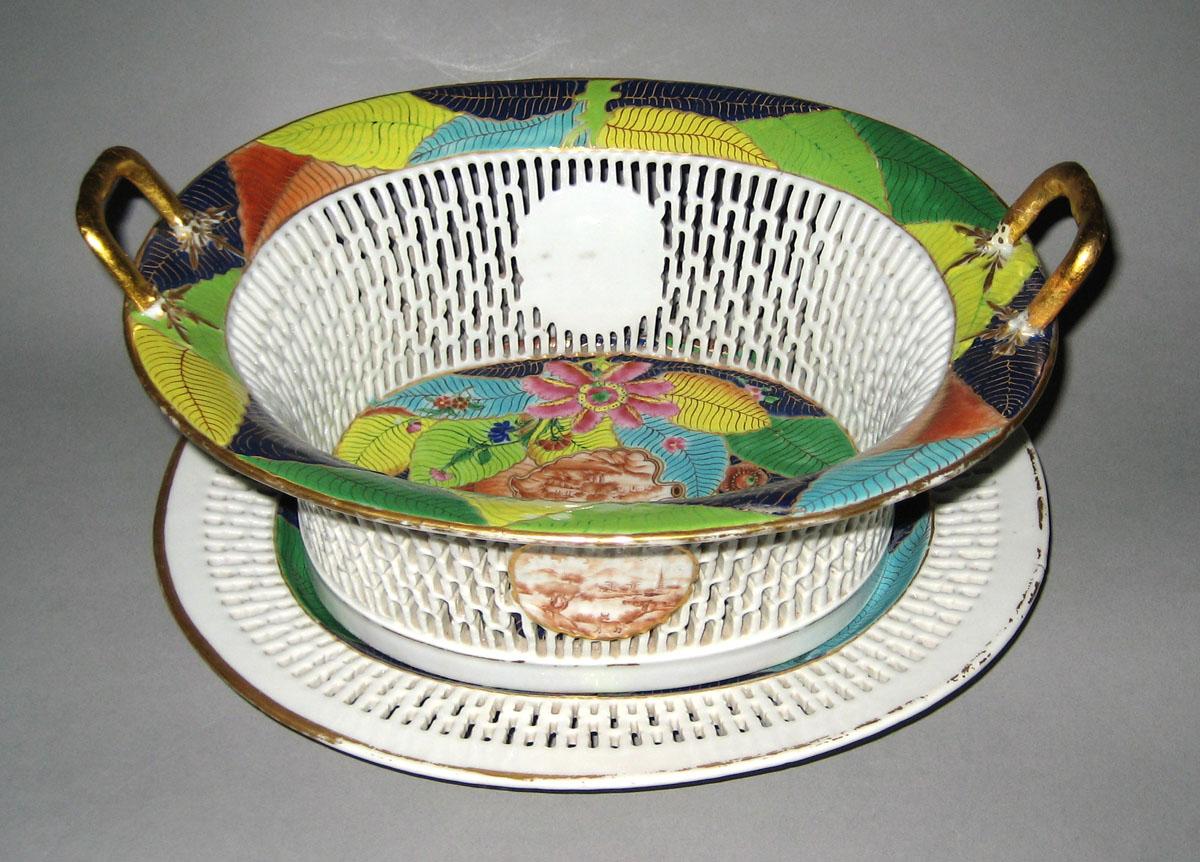 1966.0616.017A,B Porcelain basket and stand