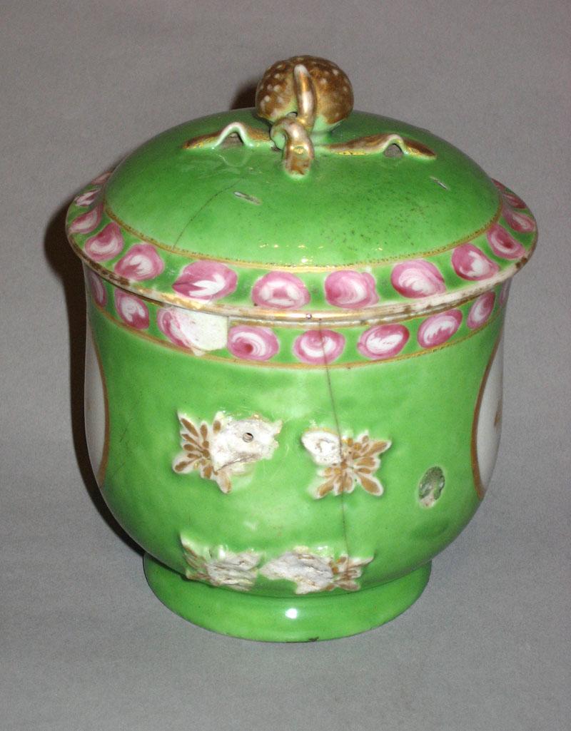 1966.0621.003 Sugar bowl side view