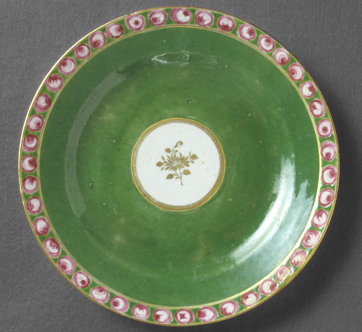 1966.0621.008 Plate, view 2