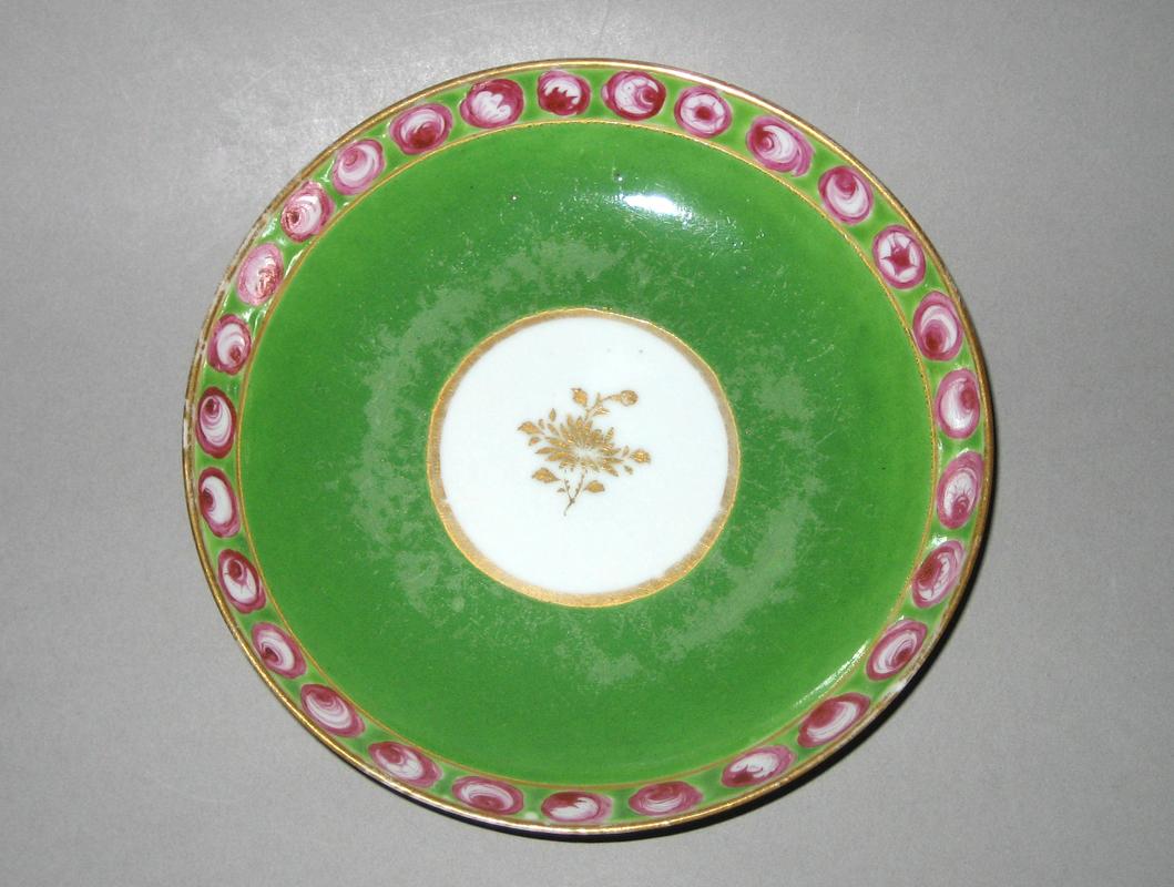 1966.0621.015 Saucer