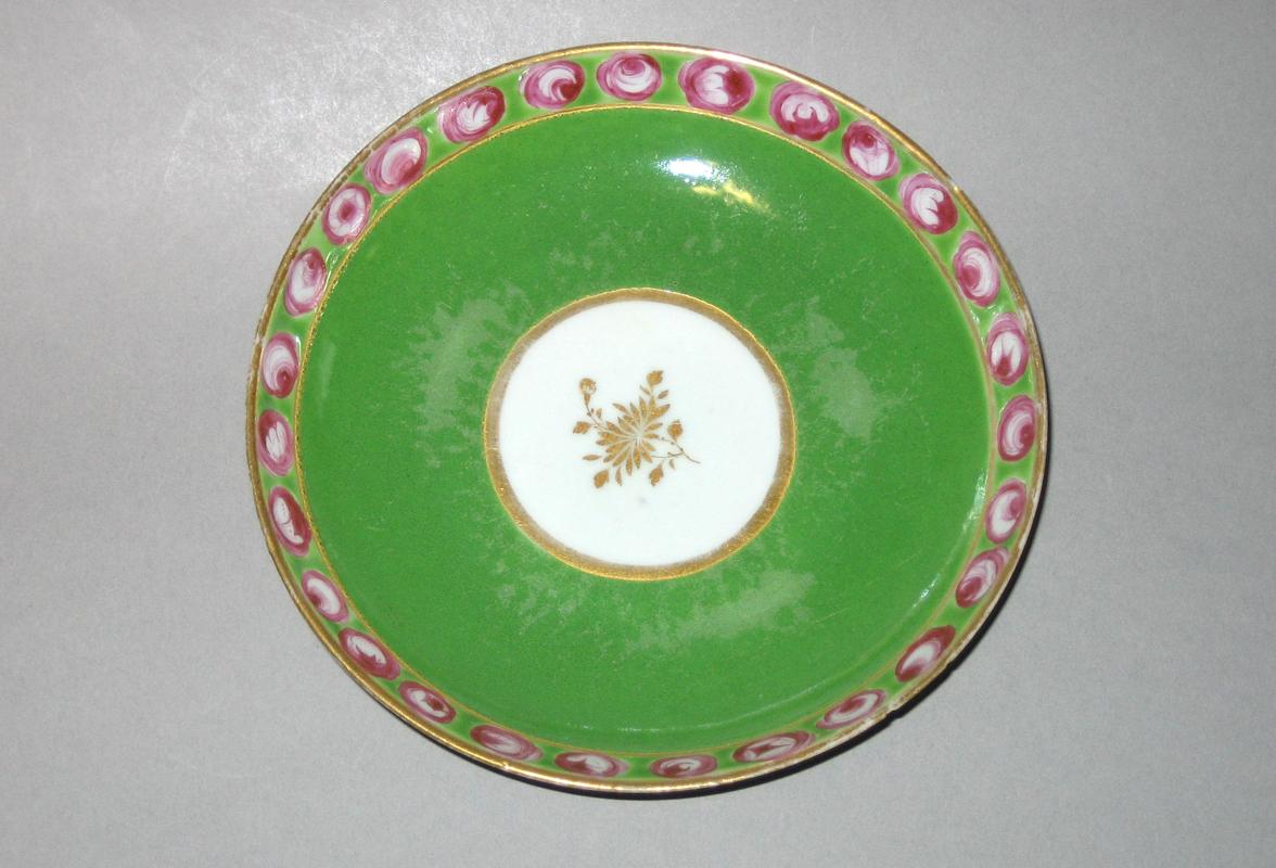 1966.0621.016 Saucer