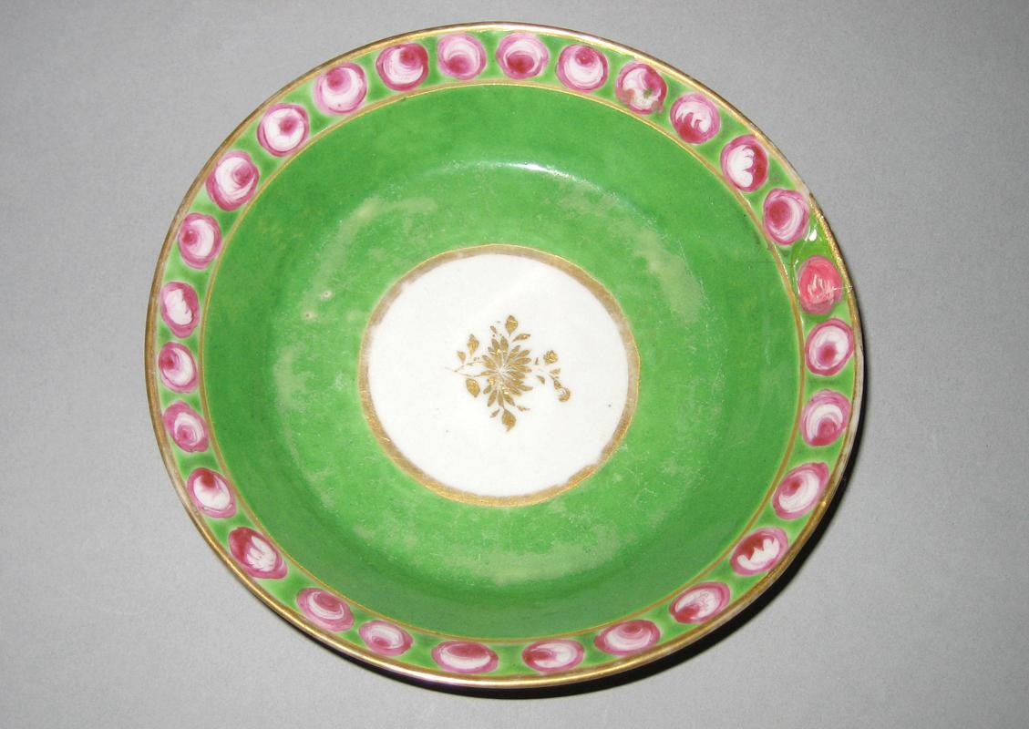 1966.0621.021 Saucer
