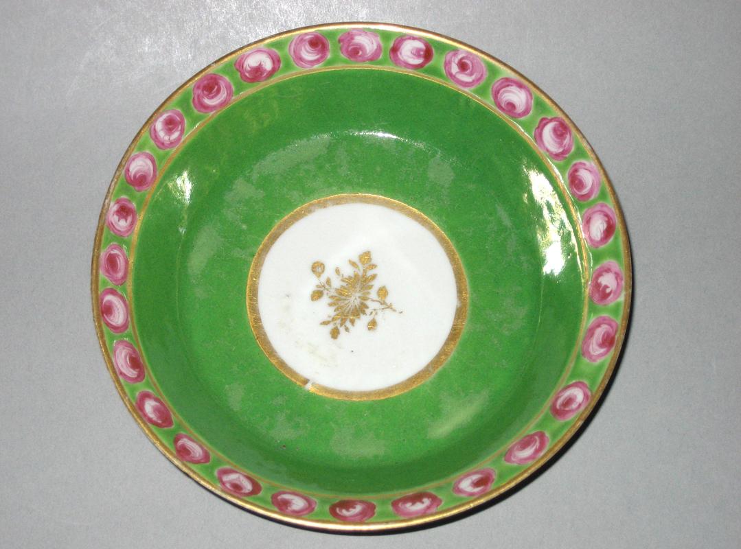 1966.0621.022 Saucer