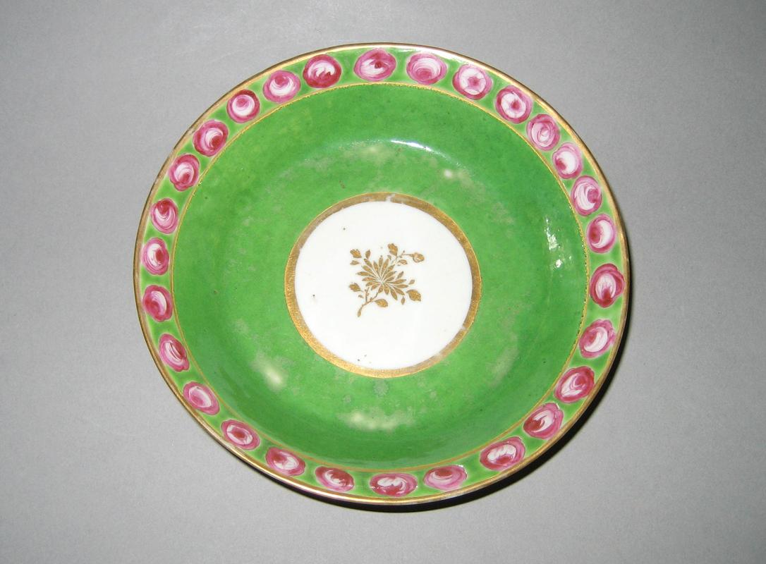 1966.0621.024 Saucer