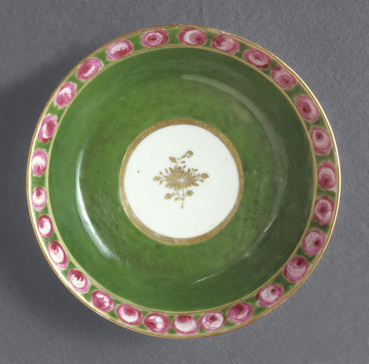 1966.0621.027 Saucer, view 2