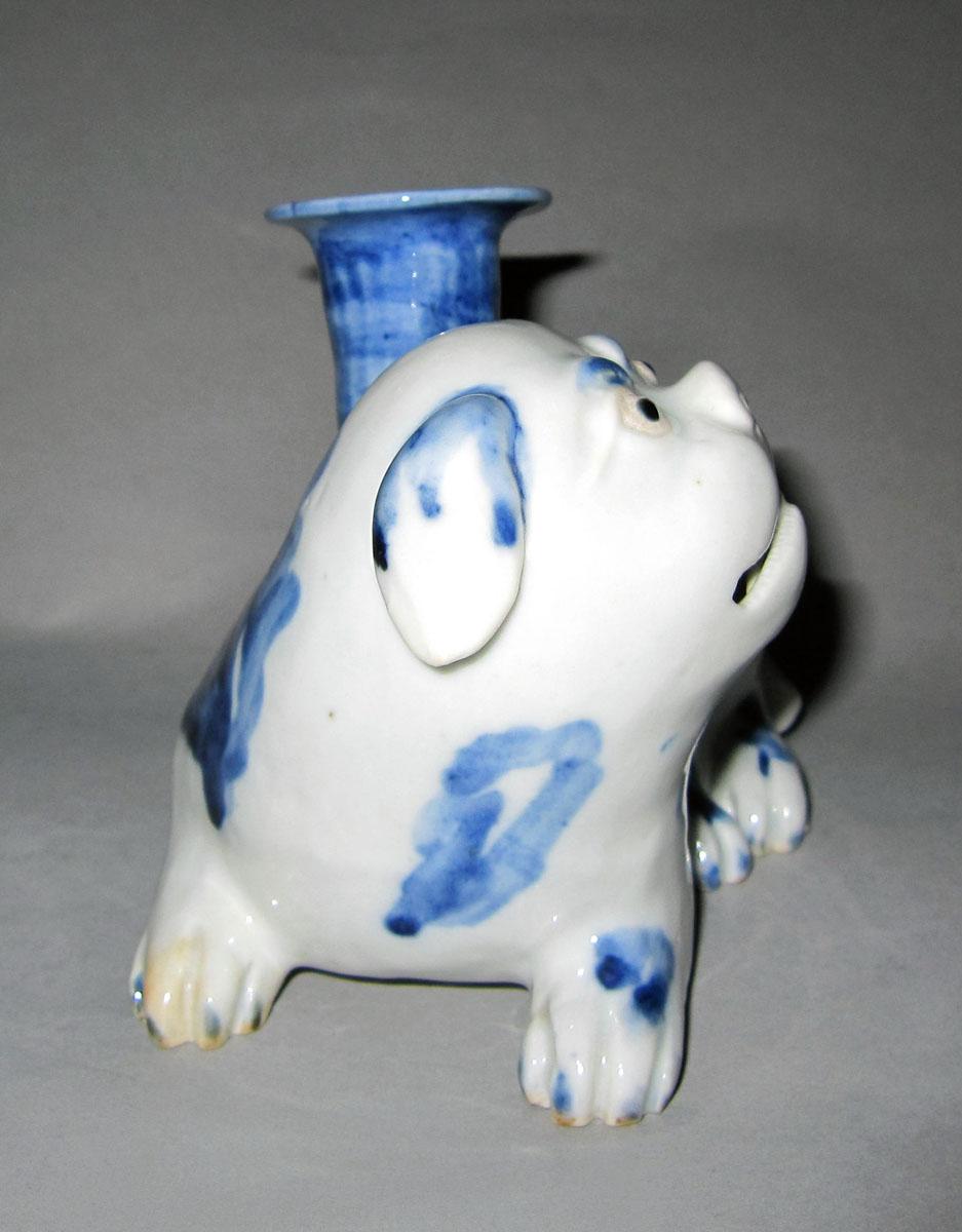 1966.0622 Porcelain candlestick front